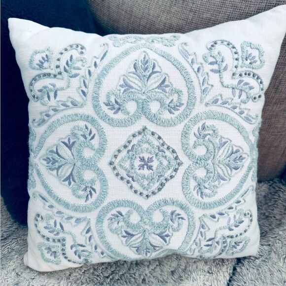 Aqua Blue Mint Green Coastal Embroidered Farmhouse Throw Pillow - Picture 1 of 6